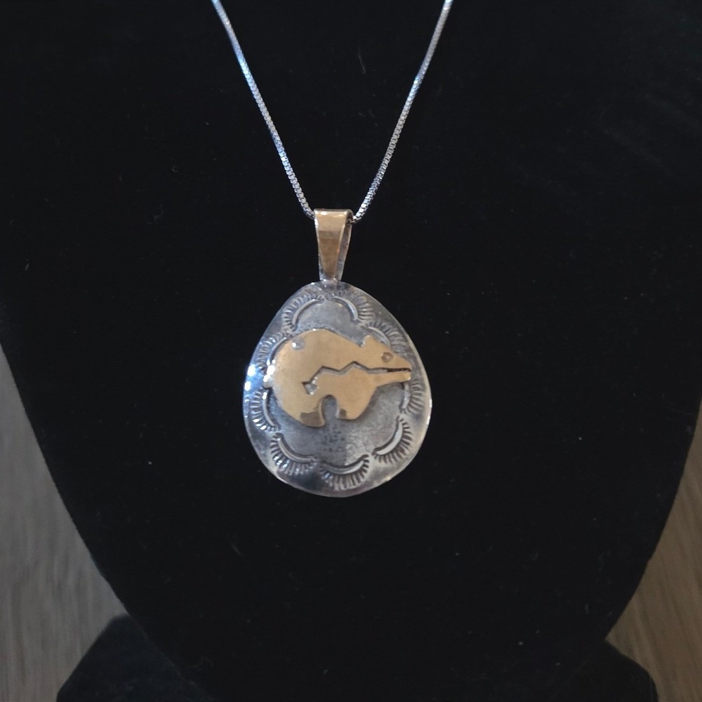 Vintage Sterling Silver 12K Gold‎ Filled Bear Heartline Pendant Necklace
